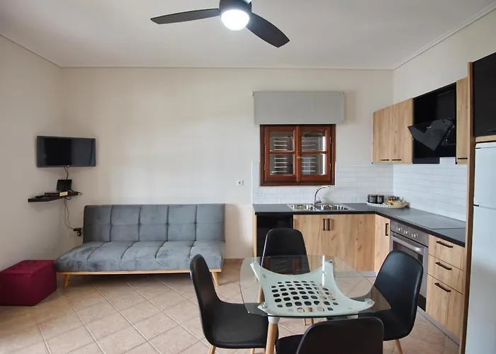 Elpida Apartments