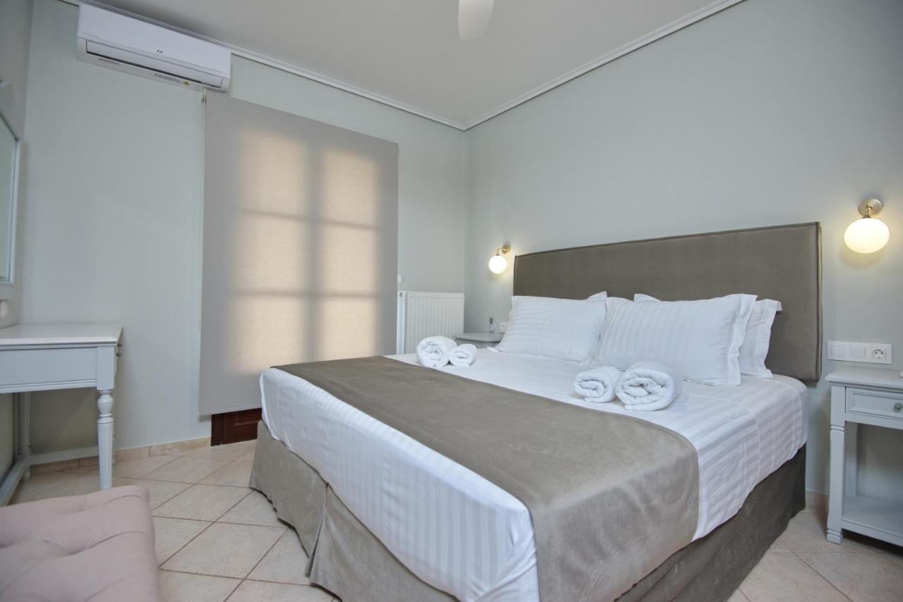 Elpida Apartment